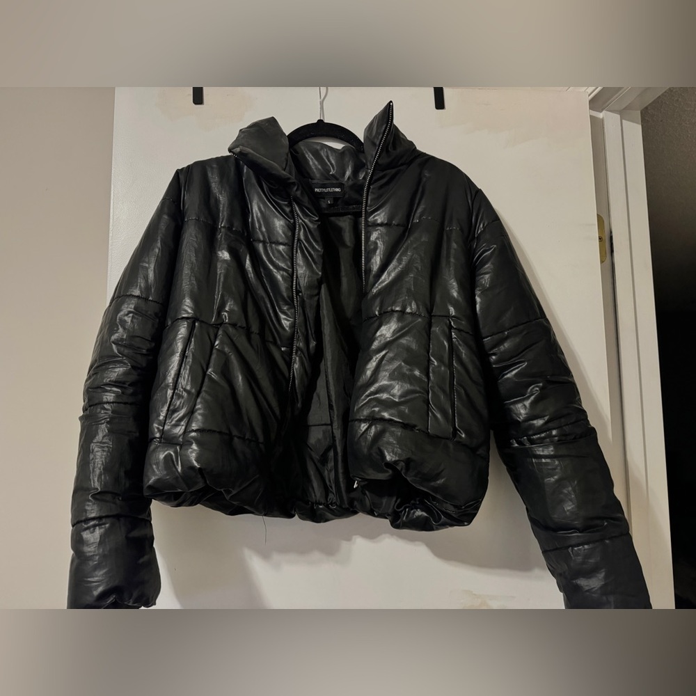 Prettylittlething black puffer